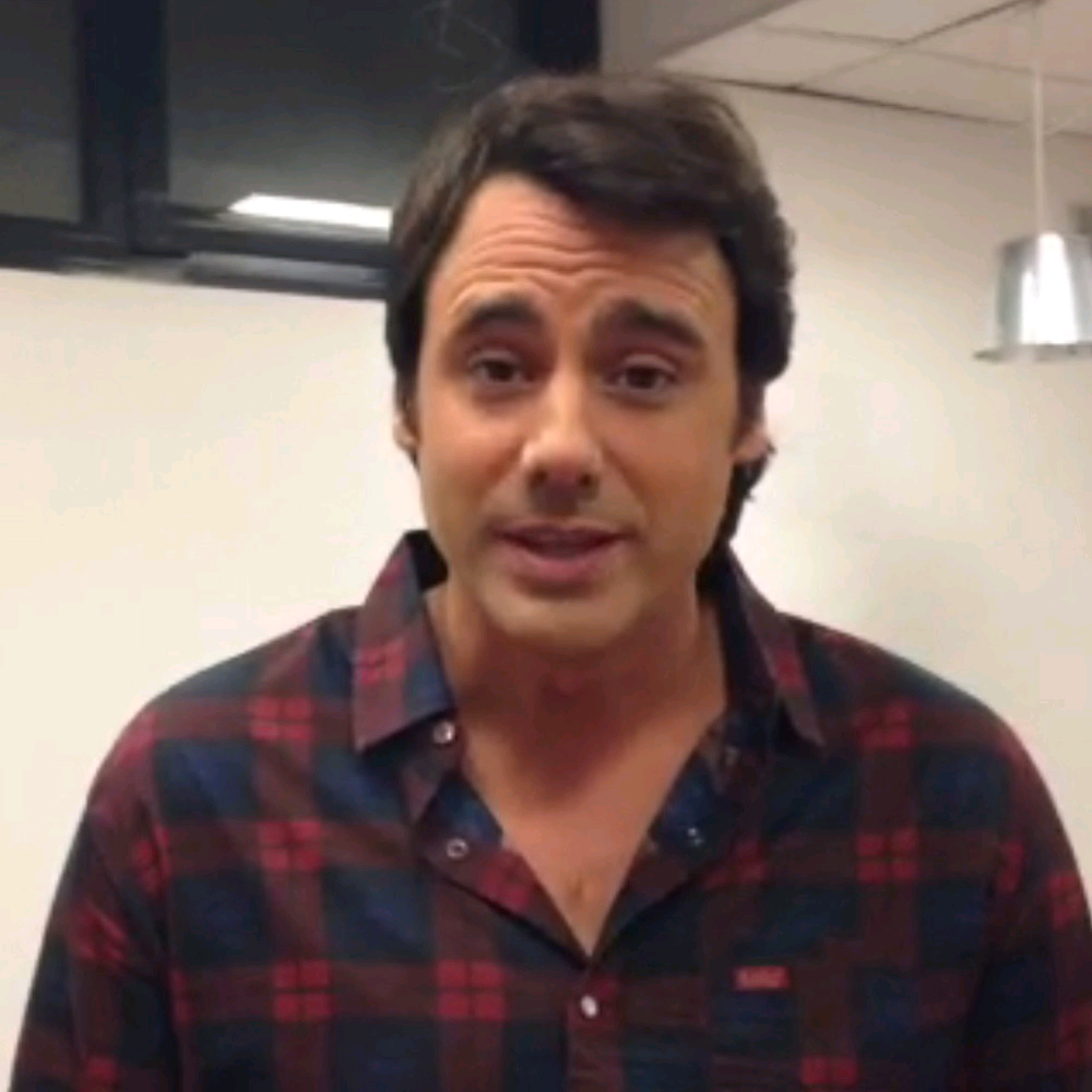 vantotel's tweet photo. Hola, estoy mirando Gran Hermano 16. Te quieres unir? ¡Únete a tus amigos en la competición!
 http://t.co/OYObb4jLzP http://t.co/LLmfJiMKbA