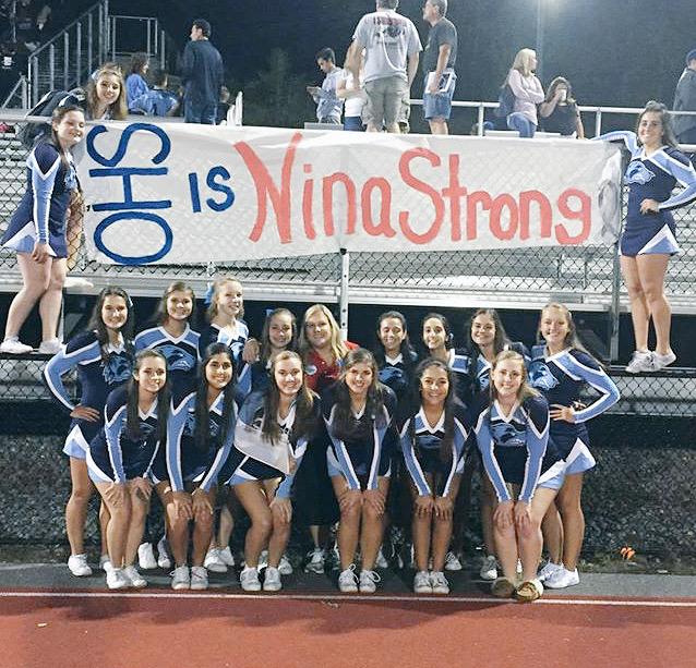 PoetaStrong's tweet photo. Thank you Oxford High cheerleaders 💙💖 http://t.co/y93C8ndeWV