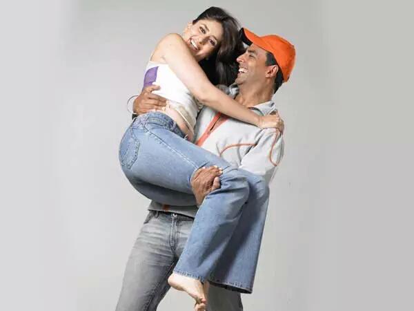 Happy Birthday Kareena Kapoor  -- Beautiful Jodi on screen for me 