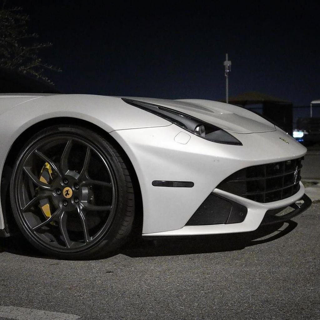 OnlyFerrariPics's tweet photo. Night crawling #ferrari #f12 #f12berlinetta #ferrarif12 #cota #circuitoftheamericas #lonestarlemans #lemans #whitef… http://t.co/PVemFcrnge