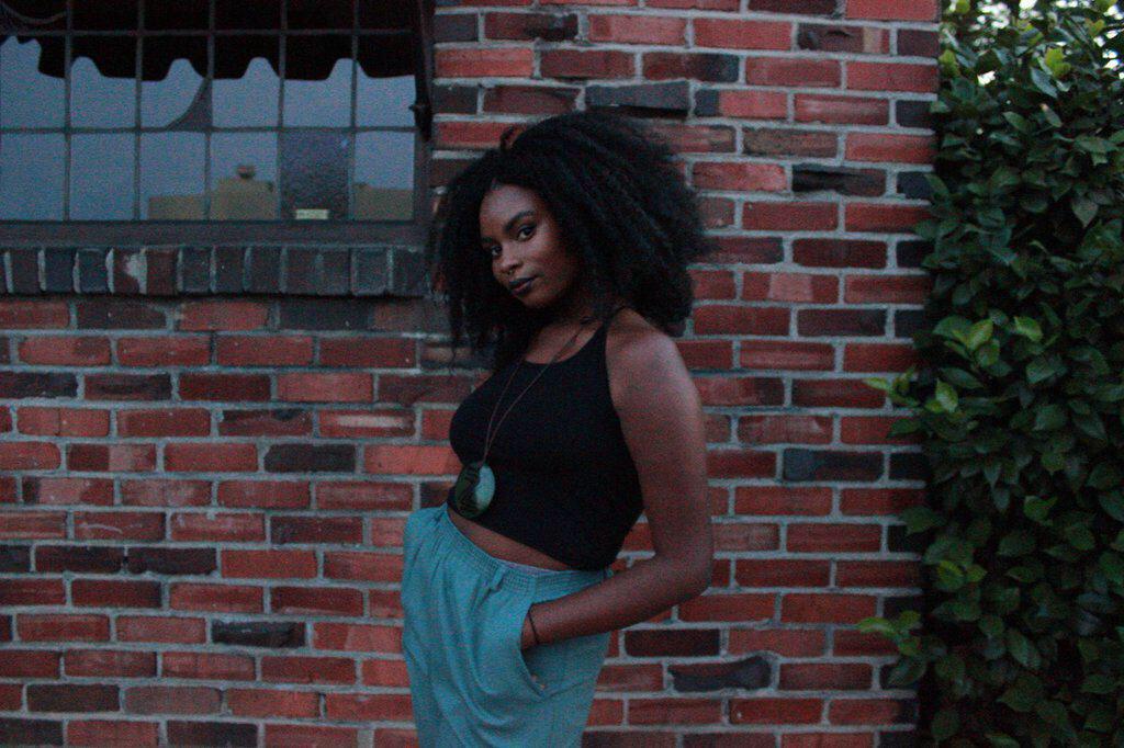 Happy #BGS our #queenoftheweek is the beautiful @adanyareneee 😍 Give her a follow.