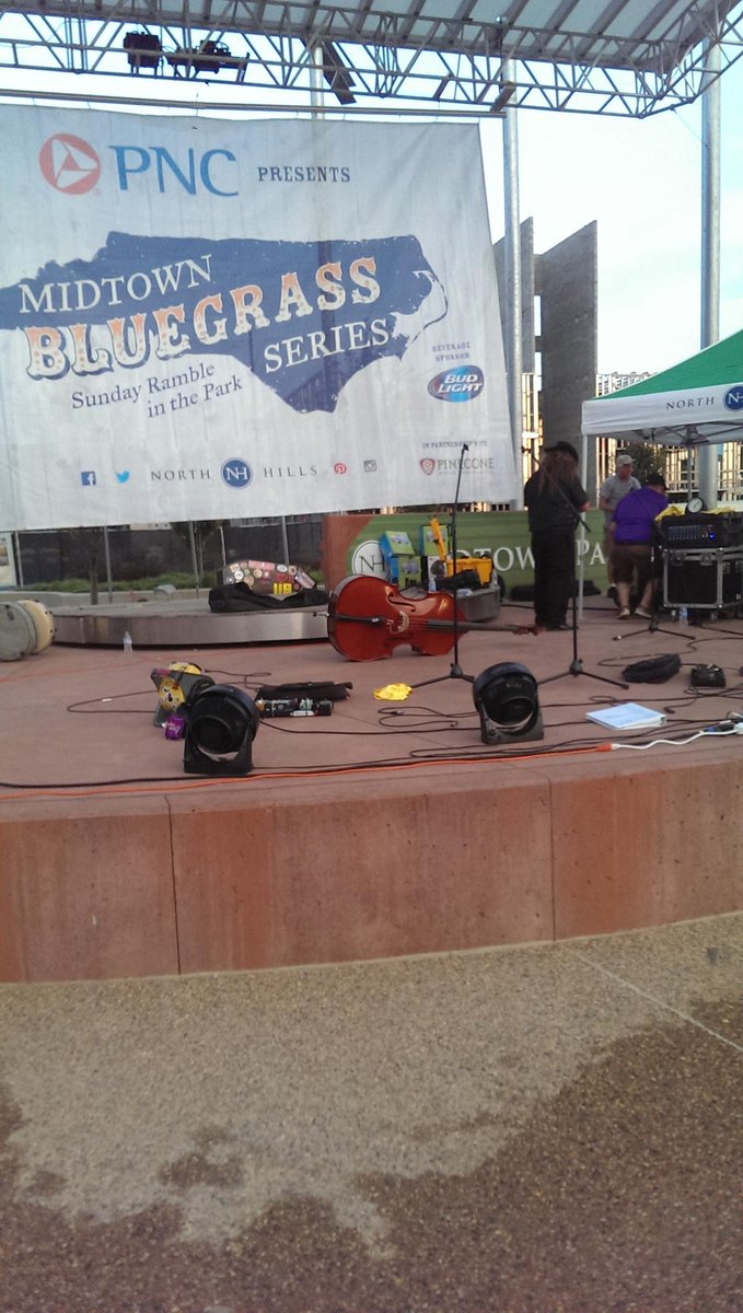 mattlemke's tweet photo. THX @VisitNorthHills for #midtownbluegrass http://t.co/hhPRG33s79