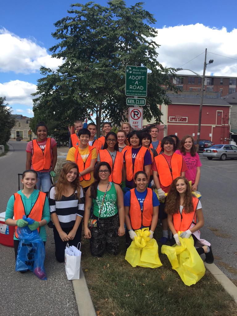 btownkey's tweet image. Had a great first meeting and service project today! Thanks to everyone who came out! Stay tuned for upcoming events🔑