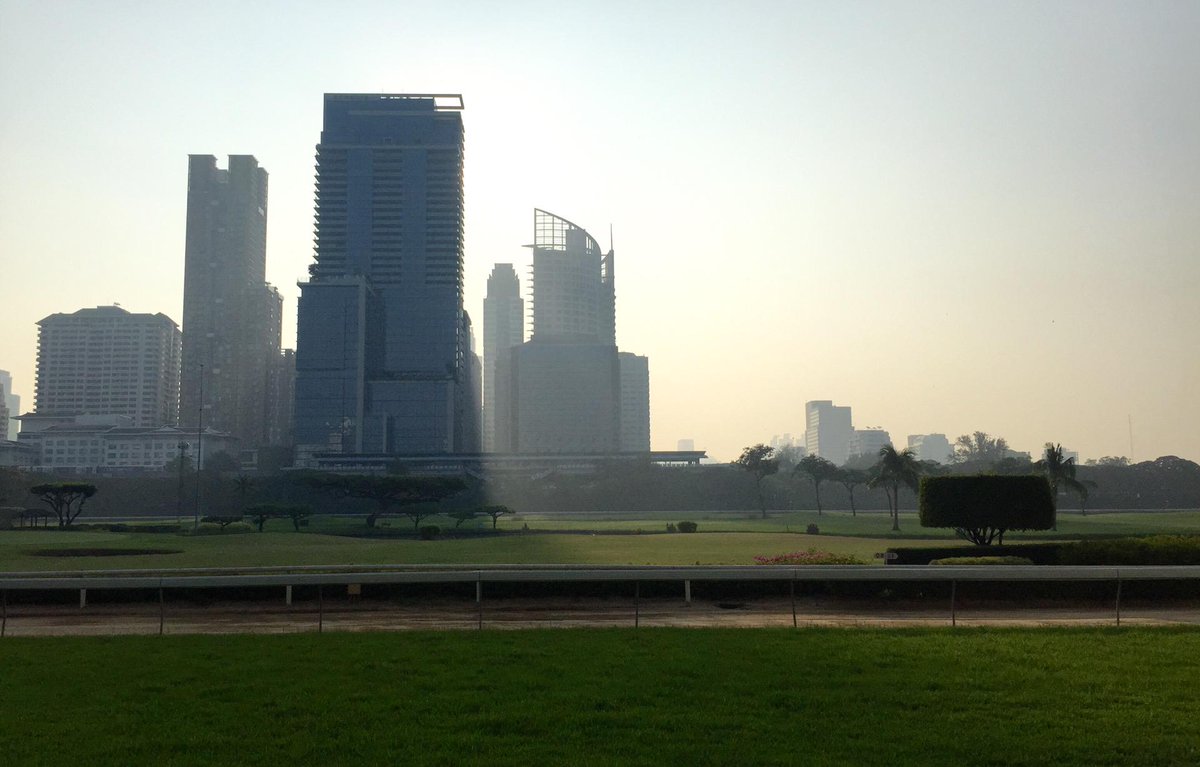PornpimPin's tweet photo. Good Morning Bangkok :) (@ The Royal Bangkok Sports Club (ราชกรีฑาสโมสร)) https://t.co/SJk8AllOgw http://t.co/jatfekD7Zx