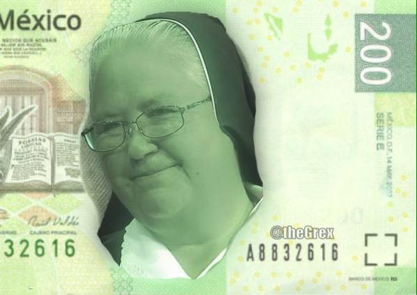 Azteca's tweet photo. ¡Falta muy poco para @MasterChefMx! ¡Ve preparando tus memes de Twitter! #MasterChefMX http://t.co/RZ9x9d7TbM