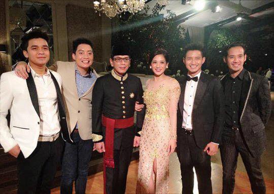 wishnutama's tweet photo. Terima kasih banyak sudah menyempatkan datang @bangbily @ChandKelvin @TarraBudiman @edrictjandra @gistaputri http://t.co/1Byhwl3a1o