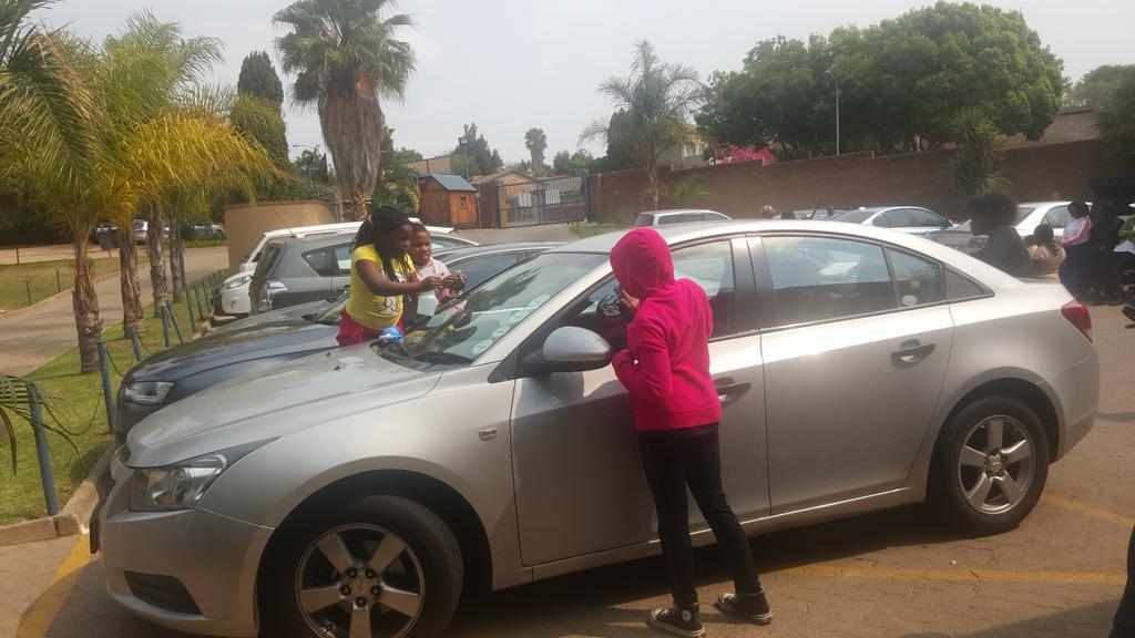 Peniel_SDA's tweet photo. Big ups to the Children's Ministries Department @Peniel_SDA for a successful car wash fundraiser for the upcoming VBS http://t.co/a6PZAZkKsu