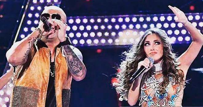 CanalTreceCO's tweet photo. Este #TopTR3CE se llena de rumba casilla #9  subiendo esta semana #AlAire @Anahi ft @Juanlmorera  #AlAire http://t.co/EBZ3s4Z9o7