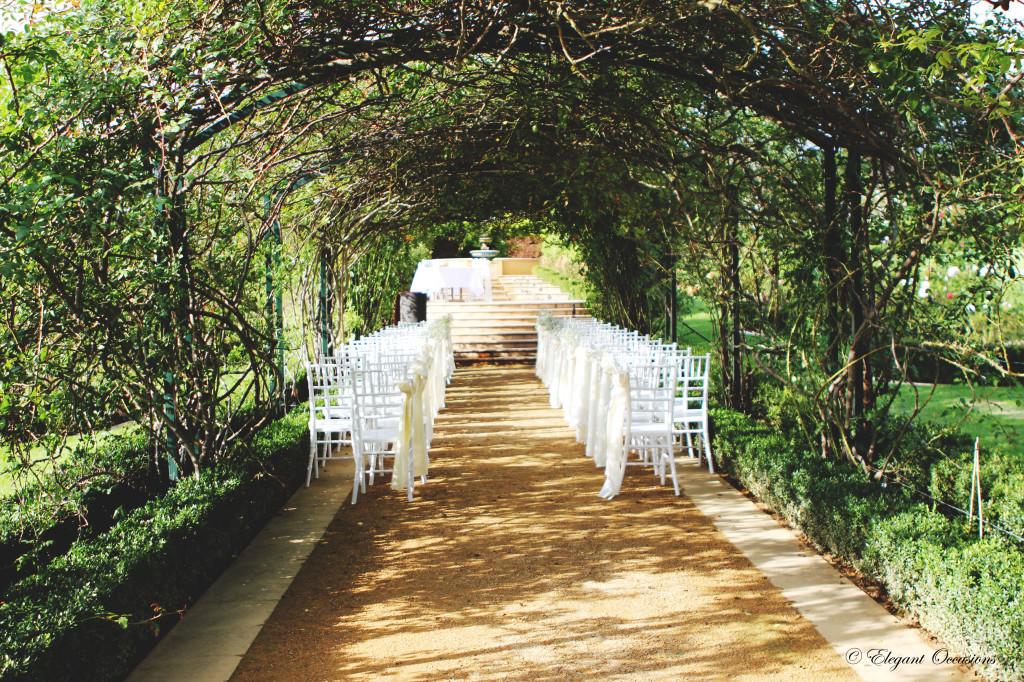 FJORDEBRIDE's tweet photo. We are loving this charming canopy at @MornStarEstate #elegantoccasionshallam http://t.co/dLMWEqQSr7
