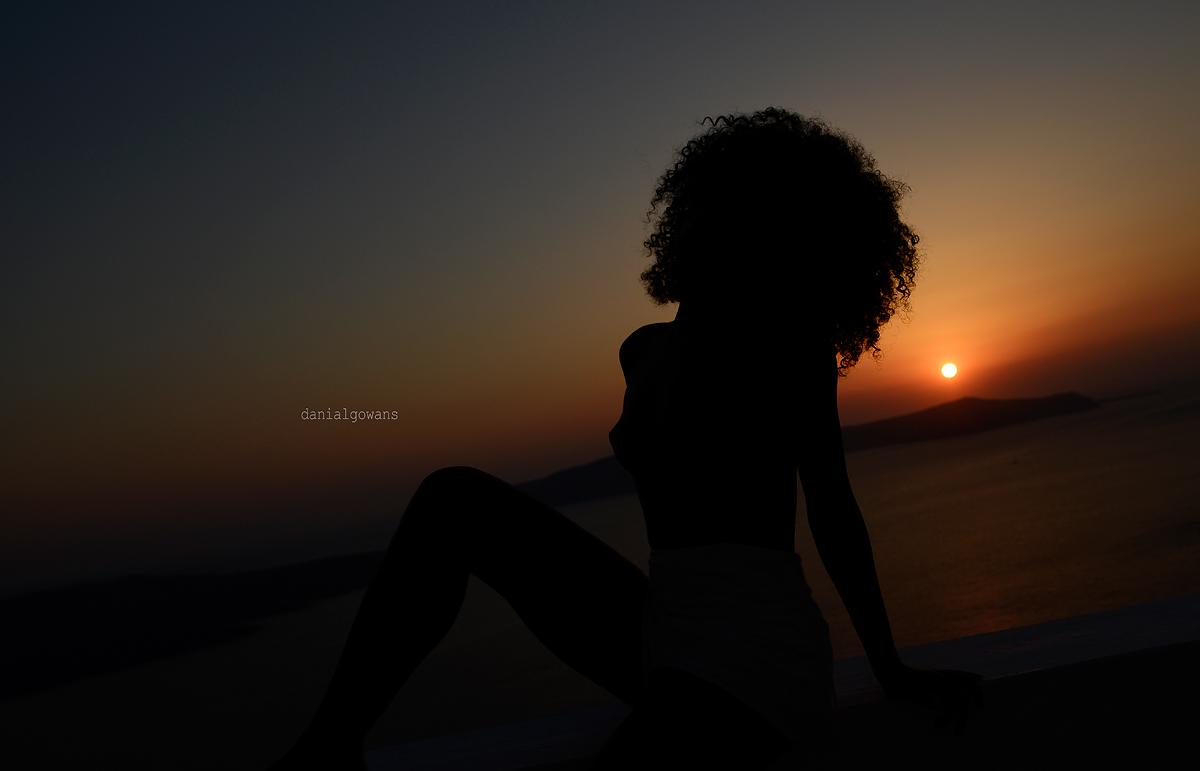 danialgowans's tweet photo. #santorini #silhouette #afro #fro #ebonybabes #ebony #models #swirltime @NudeEbonies @Ebony_IvoryLove @EbonyIvory69 http://t.co/pdicEH2Ksu