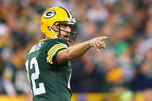 espn's tweet photo. Long live the streak. Aaron Rodgers has gone 1,022 days, 545 passes &amp; 43 TDs without an interception at Lambeau Field http://t.co/RIIsaH4KDR