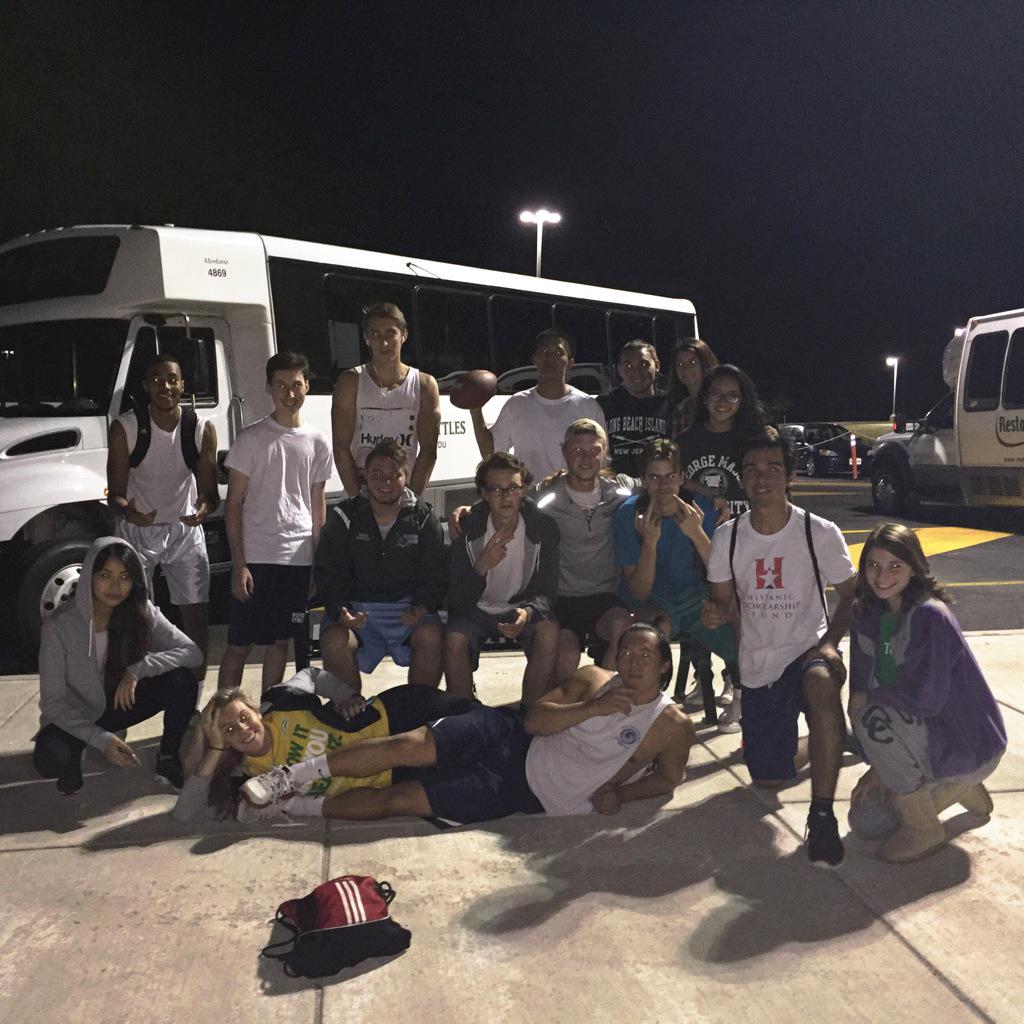 averyeddins's tweet photo. Squad up #taylorfirst http://t.co/aAcRfloVIL
