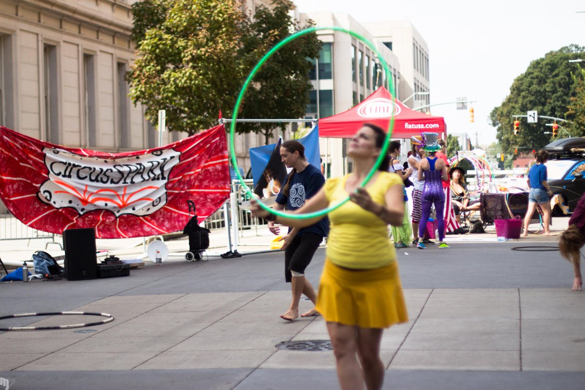 ManojWolfpack's tweet image. The perspective is all that matters #sparkconx #mj #SparkXPhotoComp #sparkconx #downtownraleigh  #circusspark