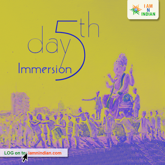 IAMNINDIANcom's tweet photo. This day is combined immersion of Ganesh &amp; Gauri idols brought home during Gauri Avahan on 19th Sep #IncredibleIndia http://t.co/ukPxro0ohT