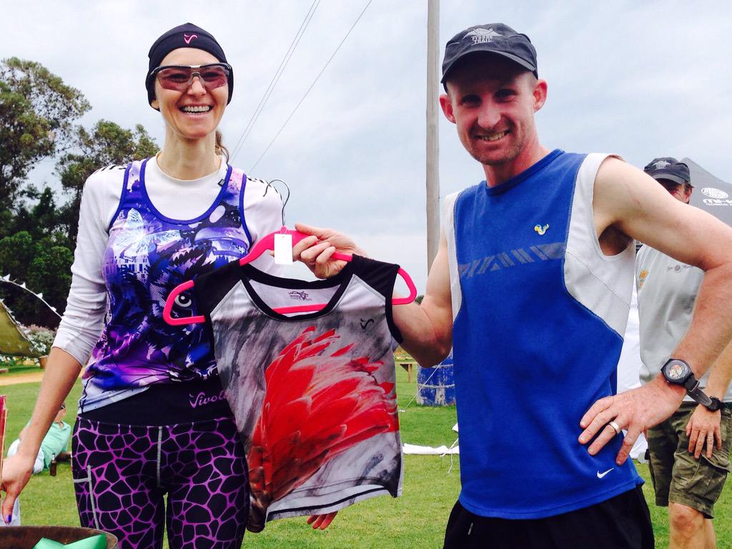 veryvivolicious's tweet image. Lucky winner of #veryvivolicious Protea vest @FunkyFynbos1 in #Gansbaai 
His wife is going to #runpretty !