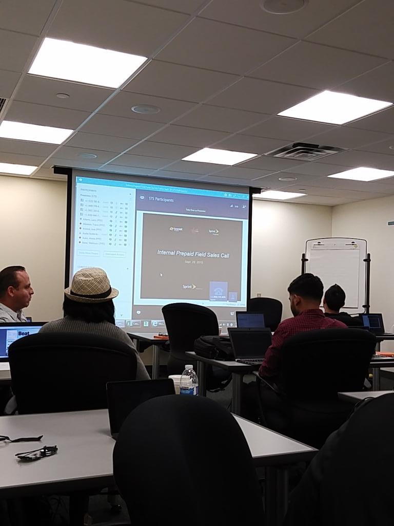Chris_AWI's tweet photo. Live from Sprint HQ @AWI_Tom #boostrules http://t.co/I4f9k8W1OU