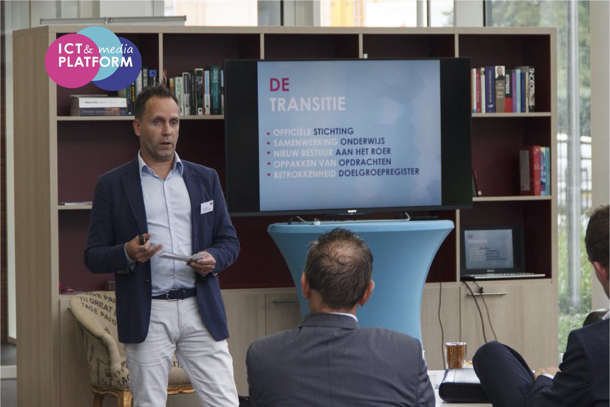 ZorgMatch's tweet image. #zorgmatch deelt haar ervaringen met het @ict_platform met de bezoekers facebook.com/ictenmediaplat…