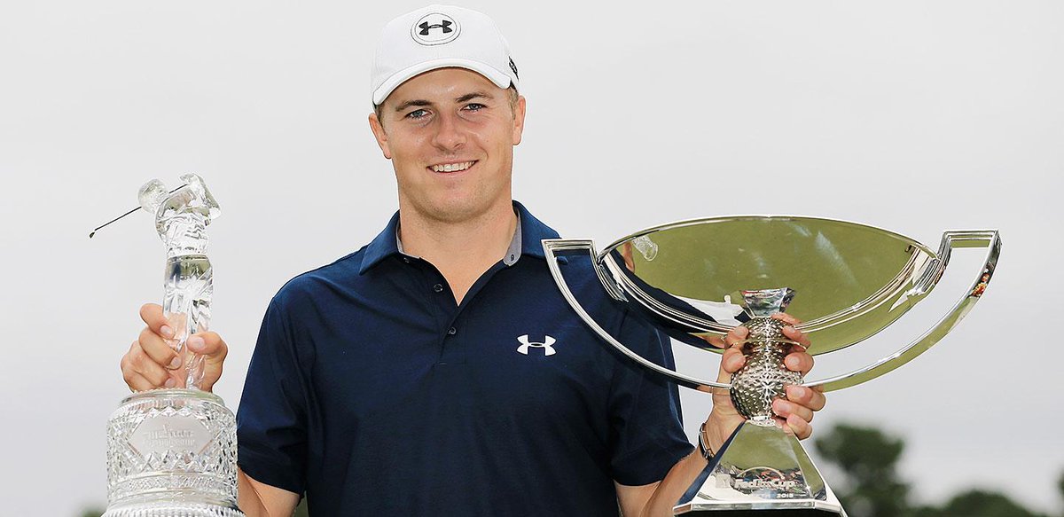 GolfChannel's tweet photo. Back on top of the world. Jordan Spieth becomes No. 1 after #TOURChampionship win: http://t.co/3daJgzkMfY http://t.co/rdILUnlL1n