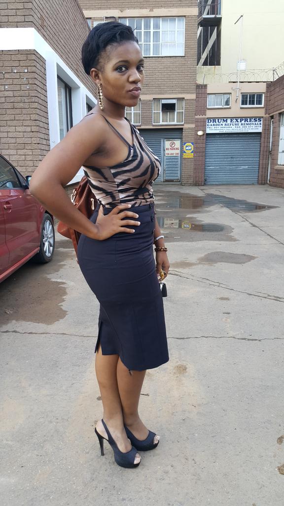 ZinziGabriel's tweet photo. What a day it has been...glad it's over yoh
#ClassOnPoint 👌...Phika phela 😛😜 http://t.co/dtrLiW0weZ