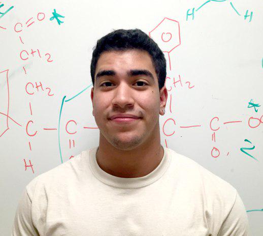 JMU's tweet photo. Meet Osscar, the senior #BioTech major helping cure Muscular Dystrophy with Protein research. http://t.co/Vwx45O5uWI http://t.co/ftD6KD9603