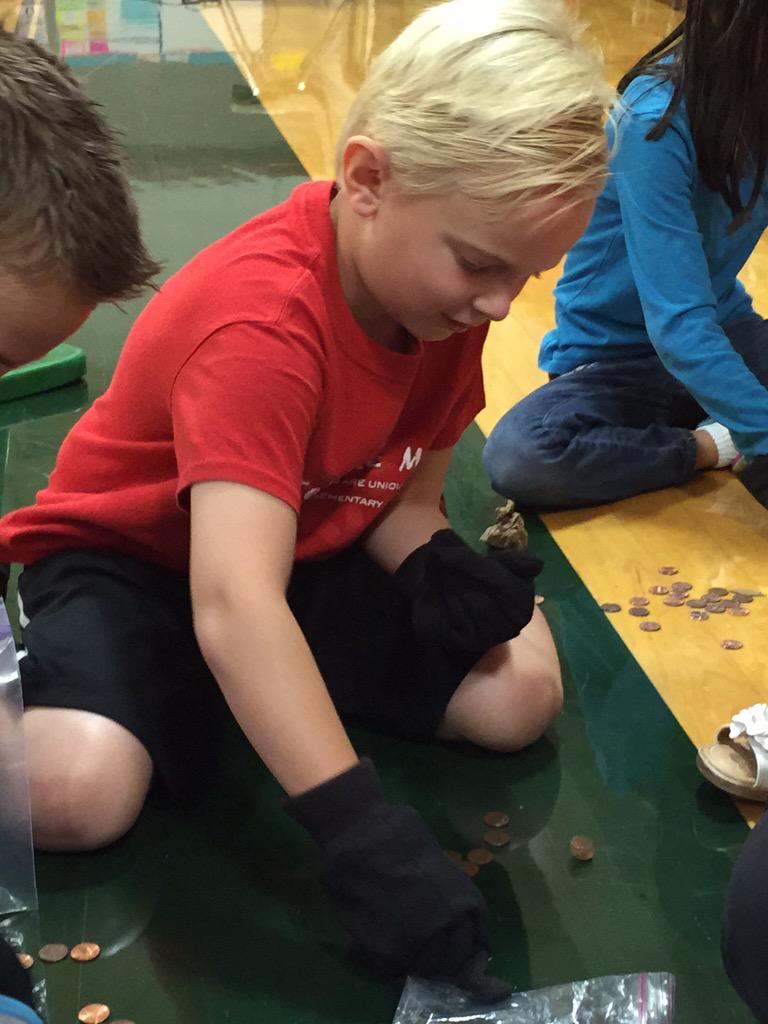 greenassistprin's tweet photo. I Am Unique. You are unique. #celebratemeweek @greenexplorers http://t.co/fqMR4aLiU0
