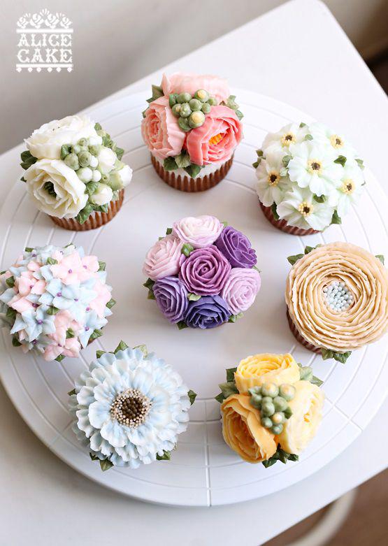 thecakeshows's tweet photo. Beautiful cupcakes :) #icingart http://t.co/0ITlKpeB6y