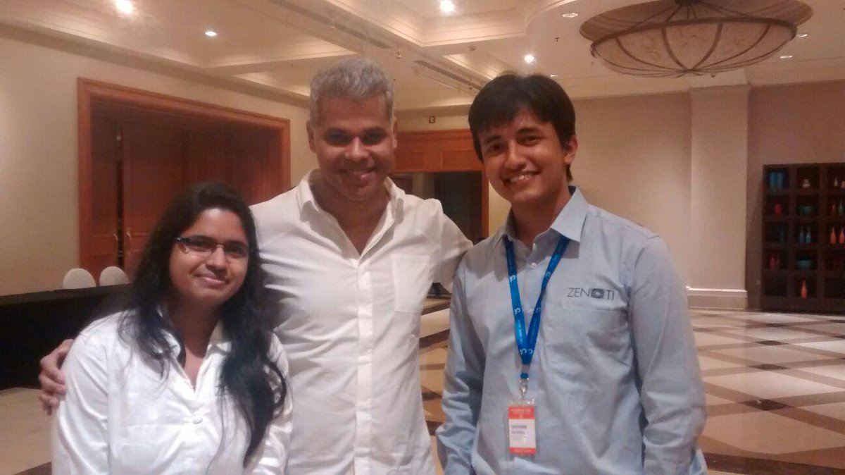gozenoti's tweet photo. #TeamZenoti with Mr.Raman Bhardwaj owner of #Anjohn, Kolkata http://t.co/WtFyJicXLE