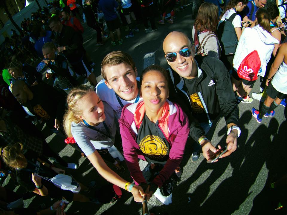 AR_Belleville's tweet image. Et si on faisait une selfie tous en rond ?? #BoostBelleville #boostodeon #boostlesabesses #boostparis