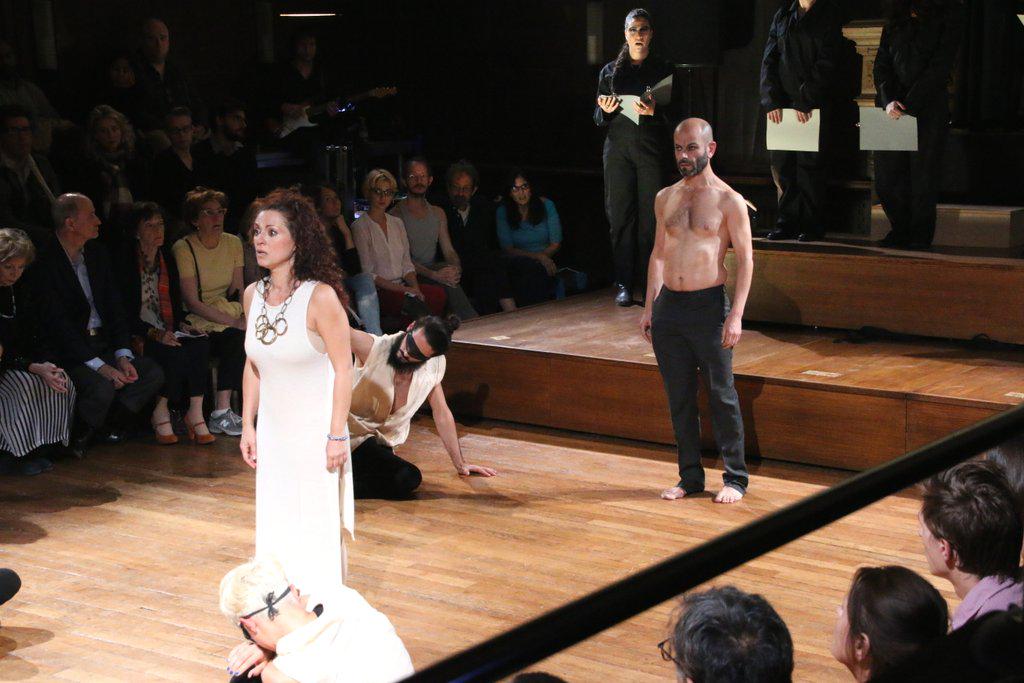 JeromeCombes's tweet photo. Pièce de théâtre Ur de @albassamarticle hier soir à @ColumbiaGCEuro  @ReidHall_CU pour festival des ecrivains @FDEDM http://t.co/hOhCdpFx6x