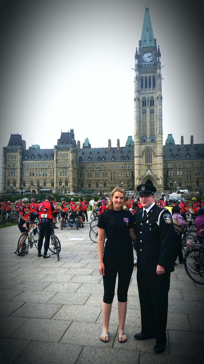 wademacp's tweet photo. @Peel_Paramedics @ChiefDundas Can't thank you enough for your support of this amazing movement. #community #PMR2015 🚑 http://t.co/bQKT1AWyxE