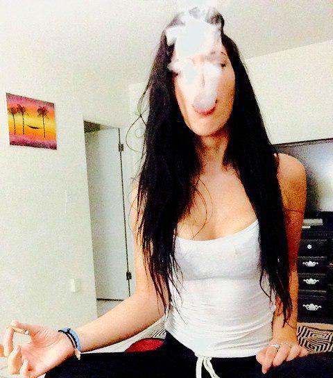 GanjaGirls's tweet photo. . Blowing trees
#highlife #high #dabwizardarmy #ganjagirls #girlswhosmokeweed #girlswhodab #dab #dabnation #cannabi… http://t.co/NCIjQSXoSt