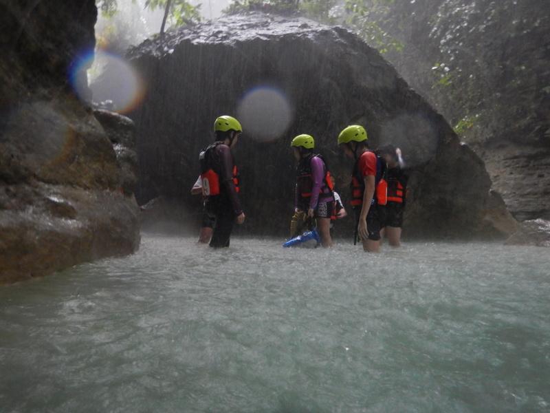 lifecaresharing's tweet photo. Analytics Team's latest #scrum spot. More pics of this team bonding here: https://t.co/HgBLT5S4jD http://t.co/CsHPa5ldMG