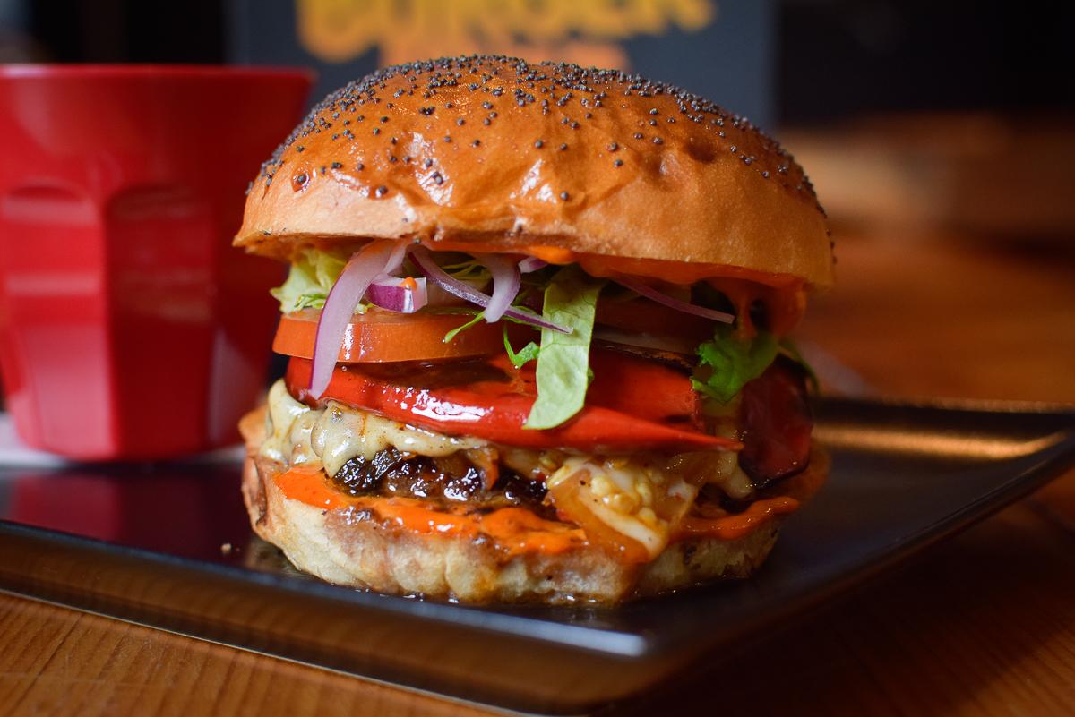 mashtunpub's tweet photo. We also have the likes of #GCDJ, #HOWJAM and #TheTinCupCollective providing you with jams for days. Oh and #Foodporn http://t.co/g9LnqKr5cy