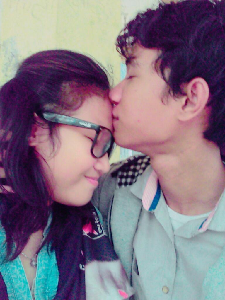 novalPay's tweet photo. Sya la la la 😘😍😚 http://t.co/uR5Dou2NVK