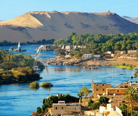 luxurytravel's tweet photo. 6 stunning sites to see on a luxury Nile cruise  http://t.co/V6zEFvnkDf http://t.co/UsQnel0r8x