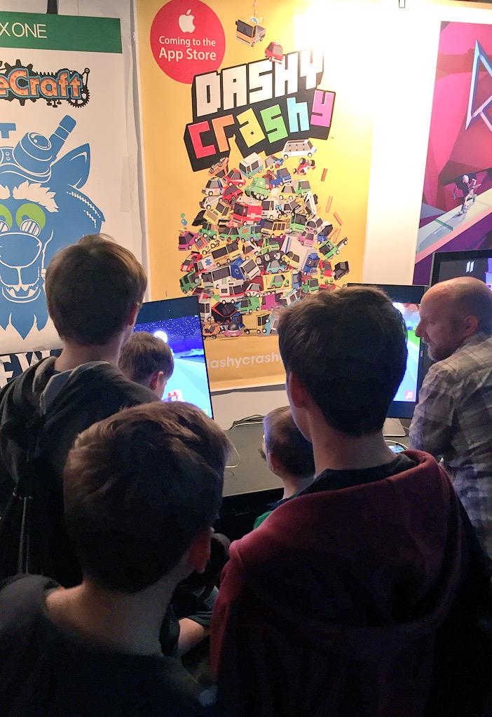 dumplingdesign's tweet photo. final day play-testing #DASHYCRASHY at #EGX was awesome. HUGE THX to everyone who played. Let's release this thing! http://t.co/XUKpnh67qw