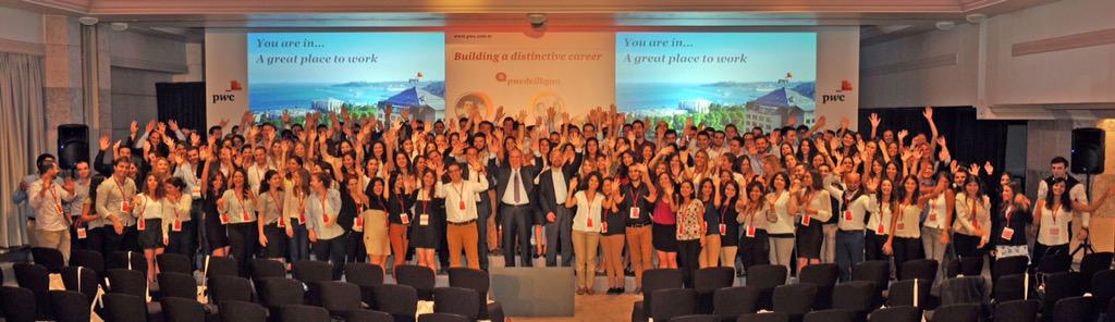 PwC_Turkiye's tweet image. Geleneksel #pwcdeilkgun fotoğrafımız.