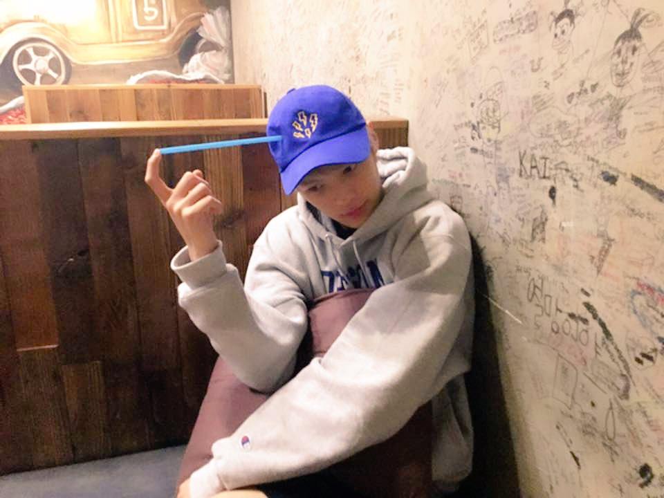 OfficialMONSTAX's tweet photo. [#민혁] 먹고싶은거 다 먹느라 행복한데 아가들도 잘 지내지? 보고싶네 헤헤 #미녘이 http://t.co/rHUoQtx4Ax