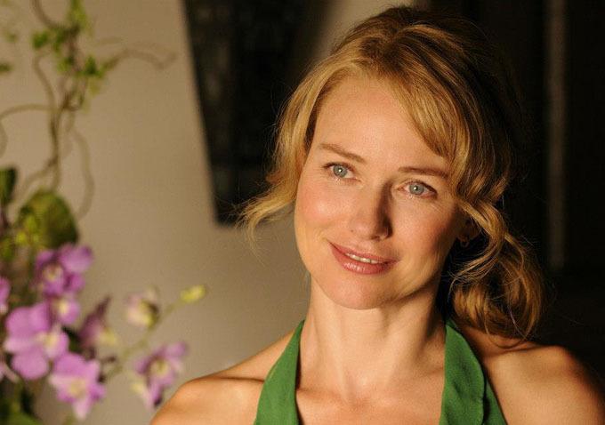 We wish a happy 47th birthday to Naomi Watts, EFA 2013 Best Actress for The Impossible .  