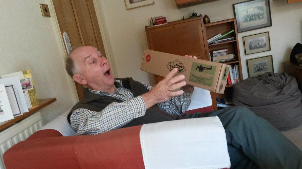HernPortrait's tweet photo. Birthday present was a hit! @vintagemodelco The fact he can't open the box doesn't bode well.. http://t.co/kwY4QerTj6