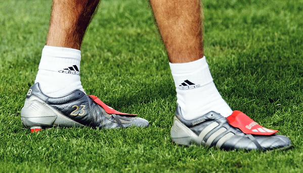 SundayChants's tweet photo. David Beckham has worn some classic boots. http://t.co/vtYx23JJVB