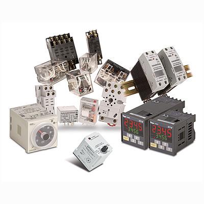 TDatCCC's tweet photo. A 3-day #training session on #motorcontrols &amp; #relaylogic ! #CCC #Columbus #handsontraining http://t.co/zjLaS7auPD http://t.co/p7dZahc7ag