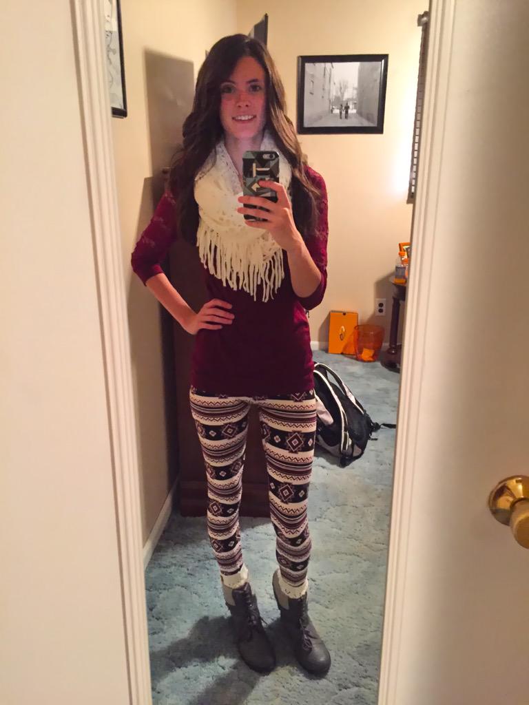 B_Carp01's tweet photo. Loving my new outfit 😍 #vanitystyle #selfie #smile #scarf #cute #picoftheday http://t.co/1DWZnqit7N