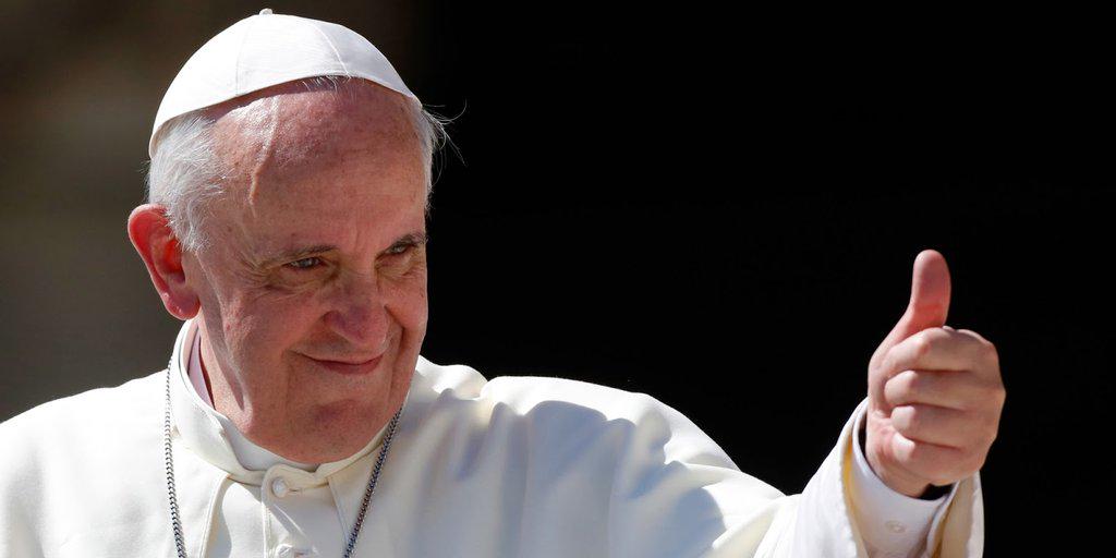 poderideasrevel's tweet photo. #Nación | Papa Francisco reconoció que intentó ayudar en los diálogos de paz en La Habana. http://t.co/KcWBpzWeFW