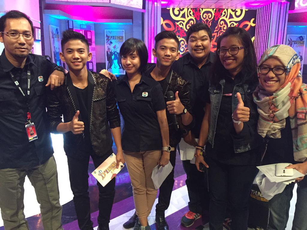 Yuukk kita nnton D Terong yukk <a href="/samuraiku/">WNS</a> <a href="/putriprasti/">Putri Prastinindya</a> #RizkiRidhoDTerongIDA2015
