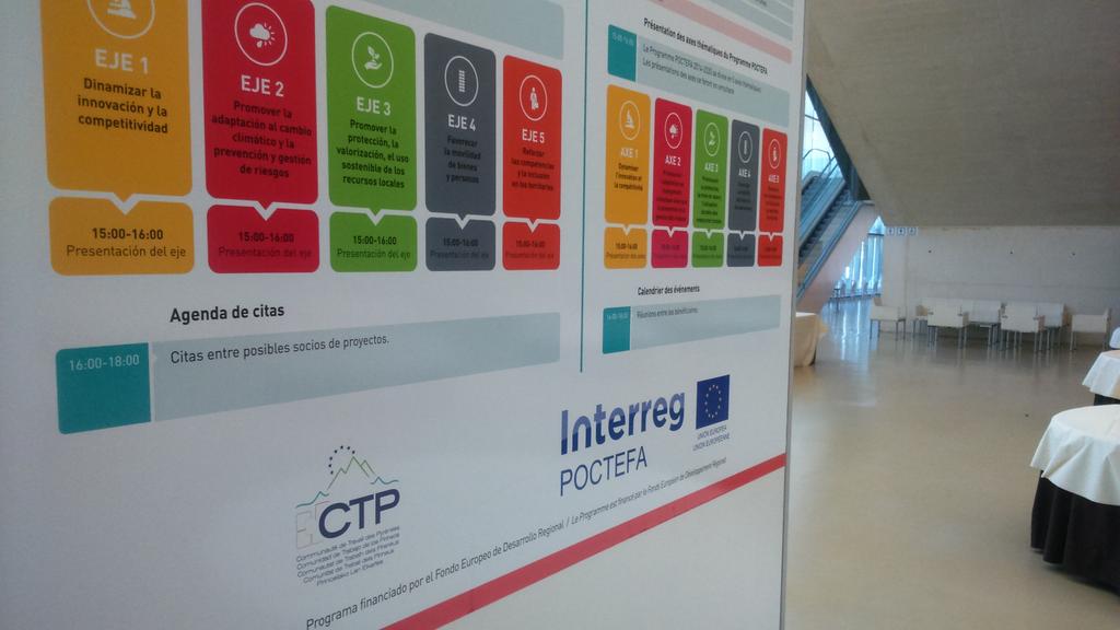 InterregPOCTEFA's tweet photo. Preparativos del Seminario de lanzamiento del #POCTEFA14_20 en el Palacio de Congresos de Zaragoza #INTERREGV_A http://t.co/Sn3T0JtbaT
