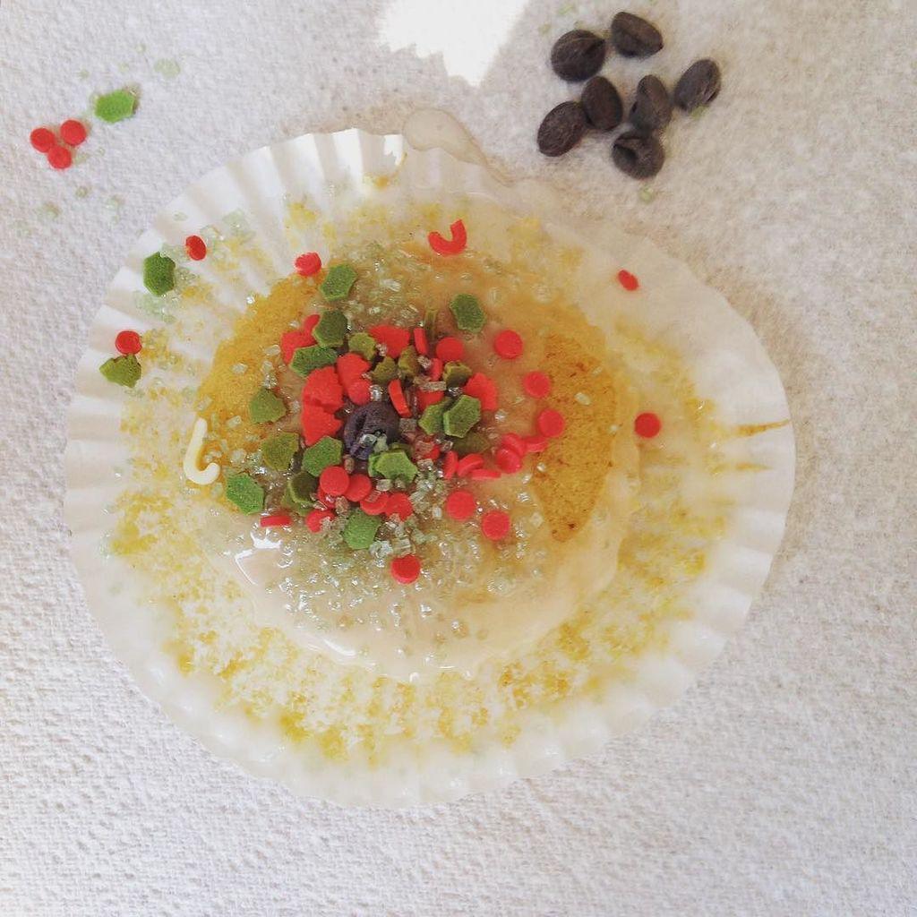 JustBrightIdeas's tweet image. The kiddos had fun decorating their cakes at snack time. #mcpphotoaday