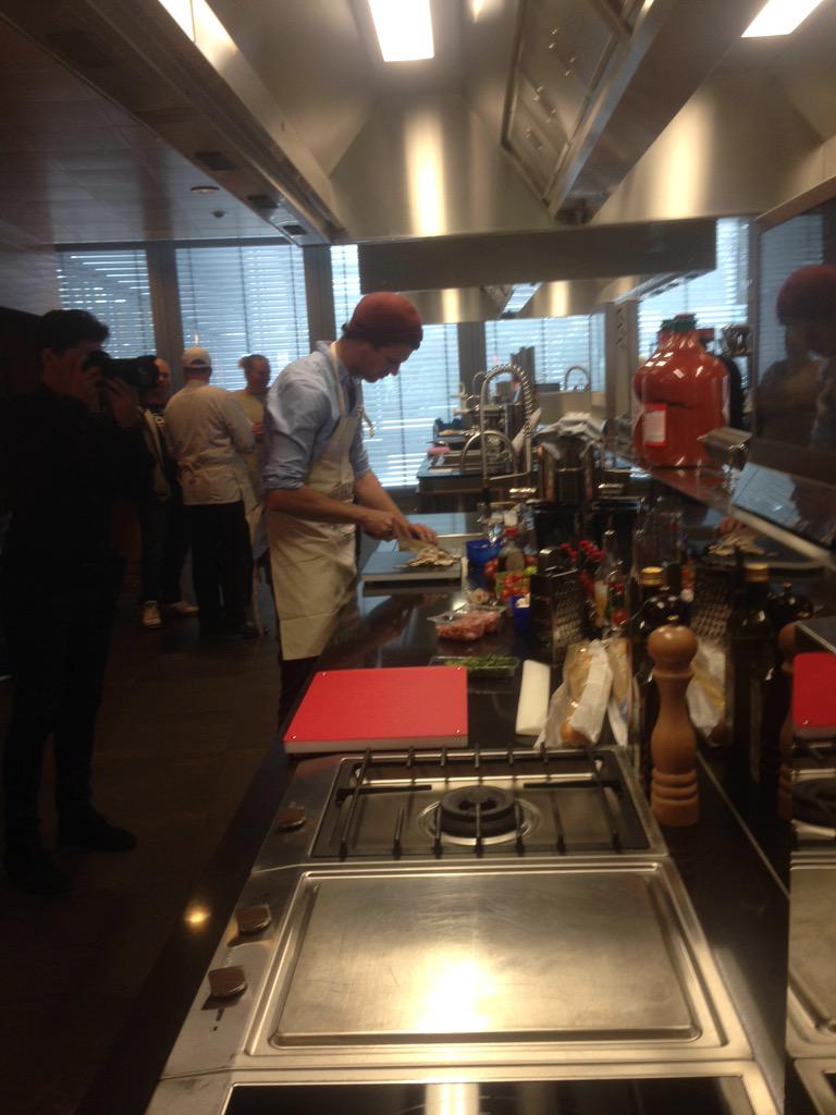 Tim bijt het spits af! Lets go #hottestchefnl