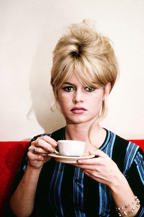 And happy birthday Brigitte Bardot.

Here in a promo-still for Godard\s Le Mepris. 