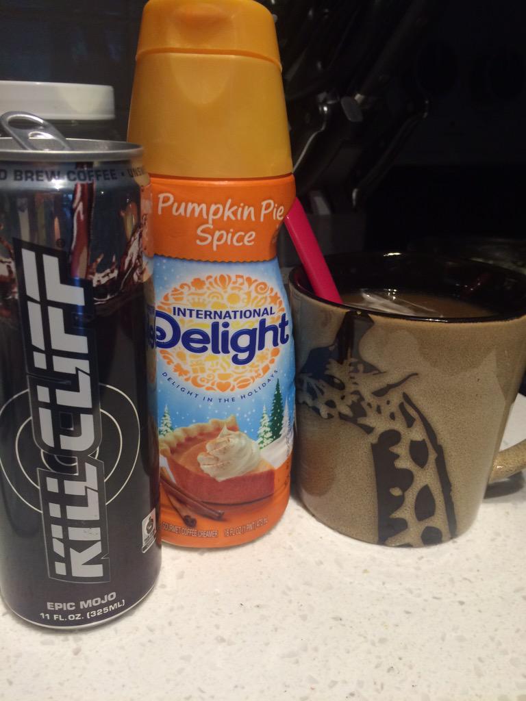 itsBayleyWWE's tweet photo. Guys. This is the bomb diggity. 😋😋 @KILLCLIFF #epicmojo #allpumpkineverything http://t.co/FQeZdIO7a8